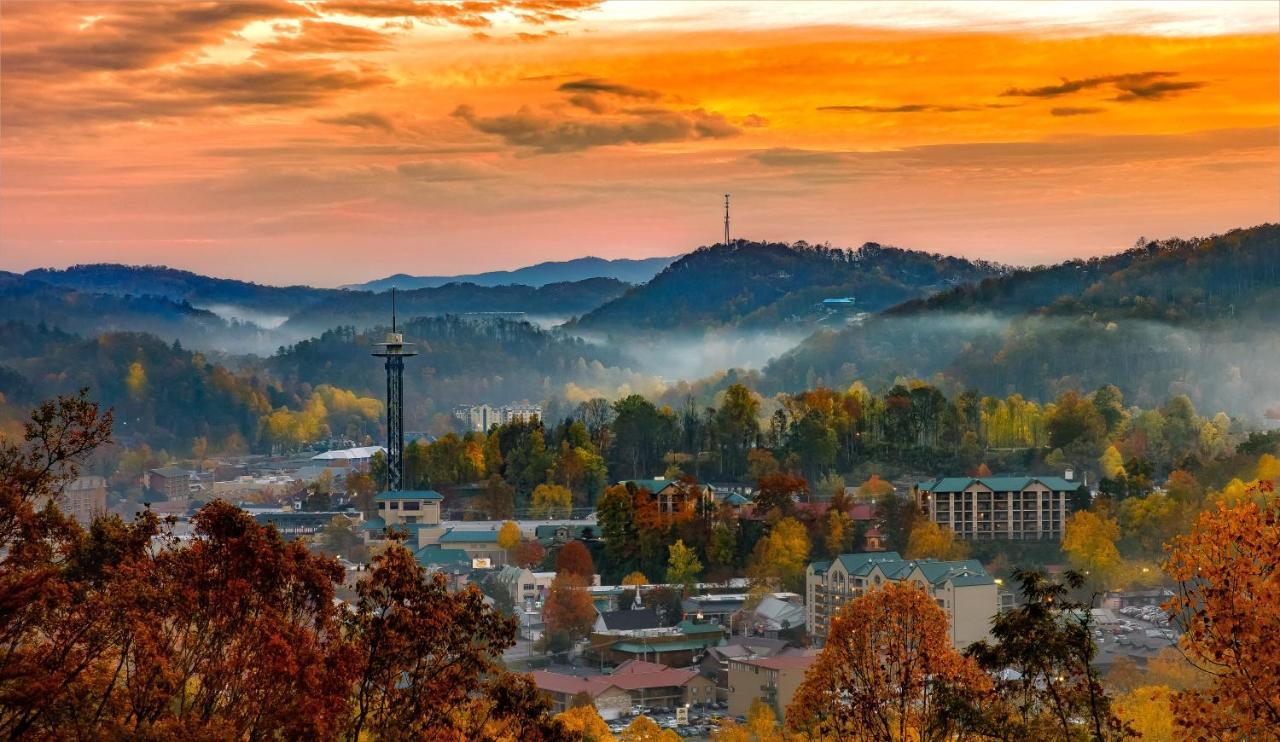 Above Ole Smokys Clouds Villa Gatlinburg Luaran gambar